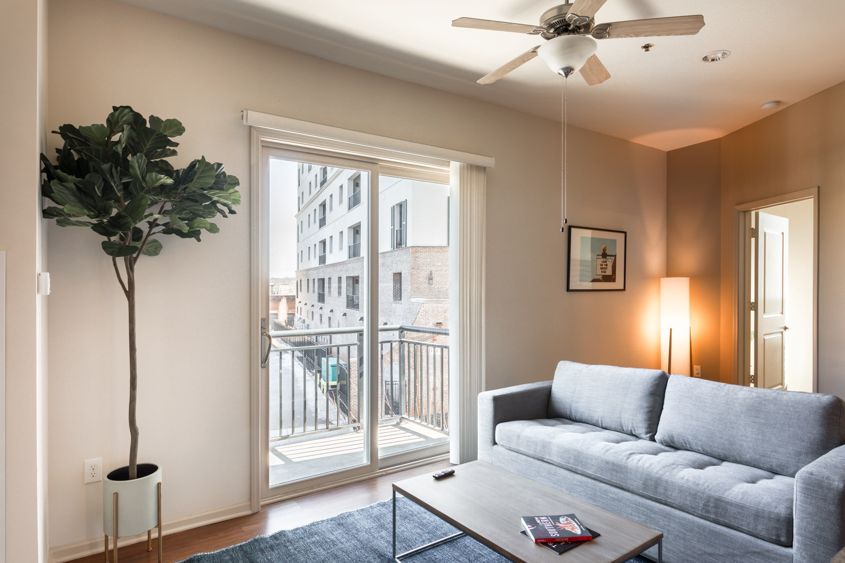 2 Bedroom | King and Queen