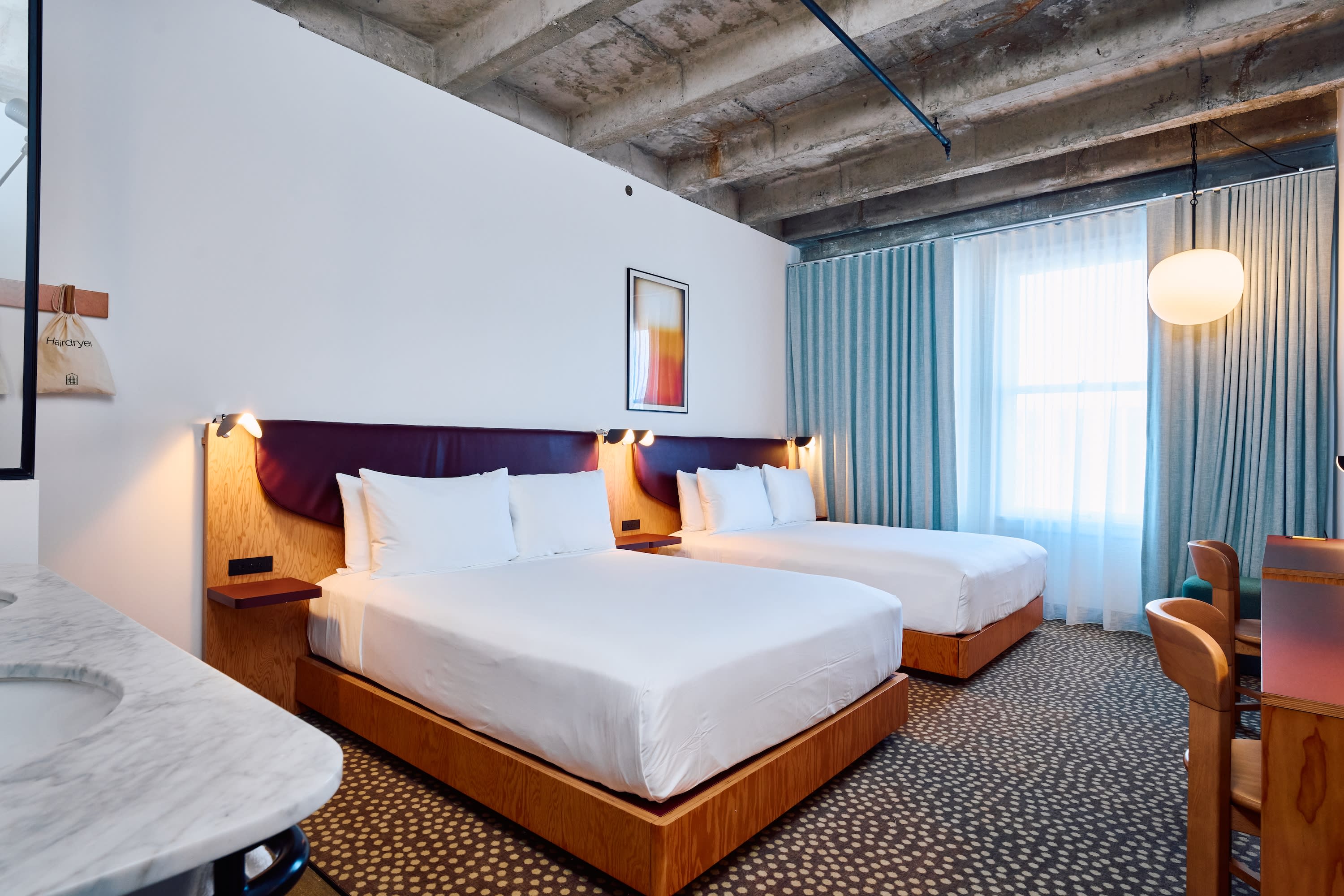 Double Queen Room