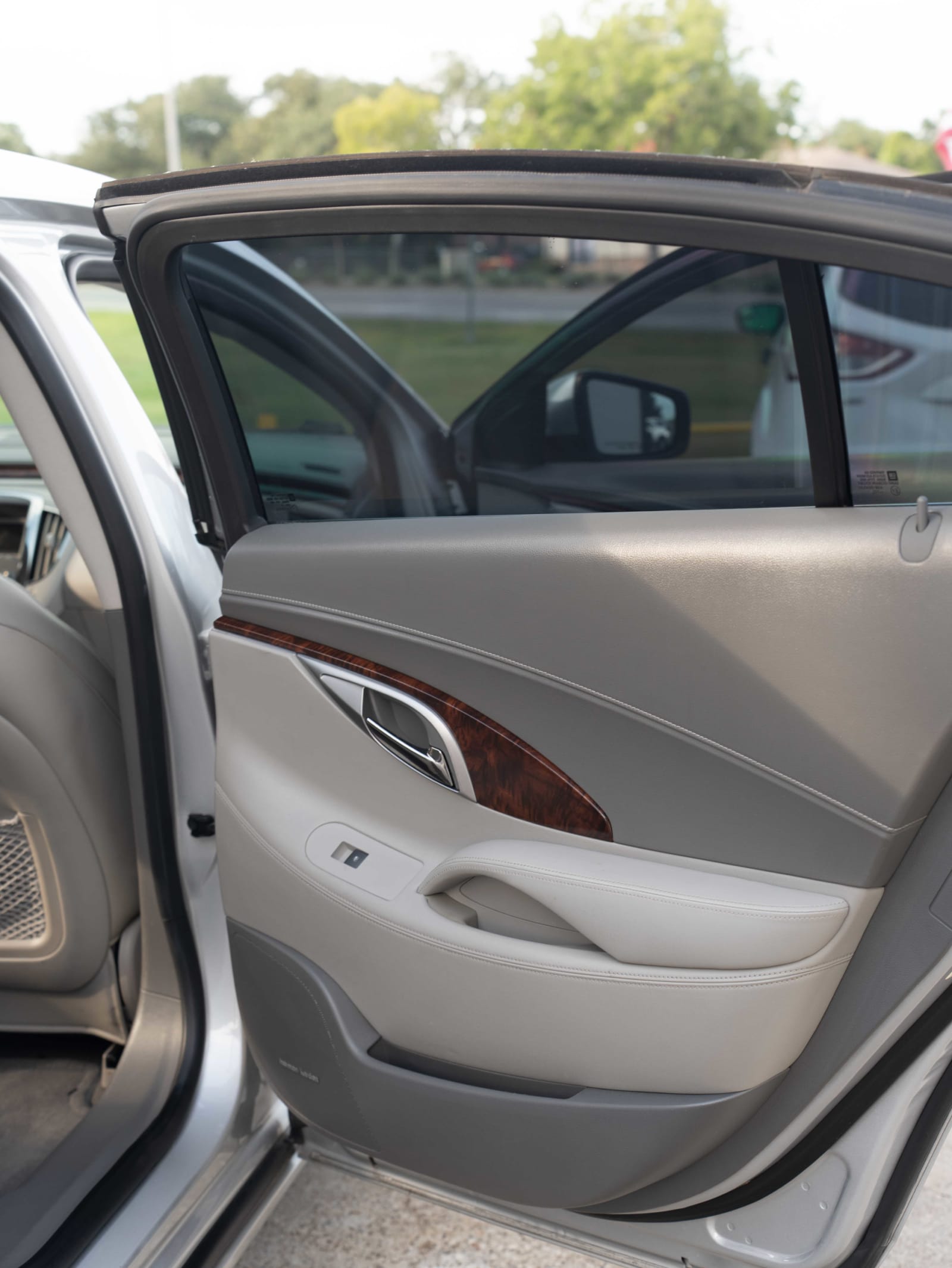 2011 Buick LaCrosse CXS - Photo 17