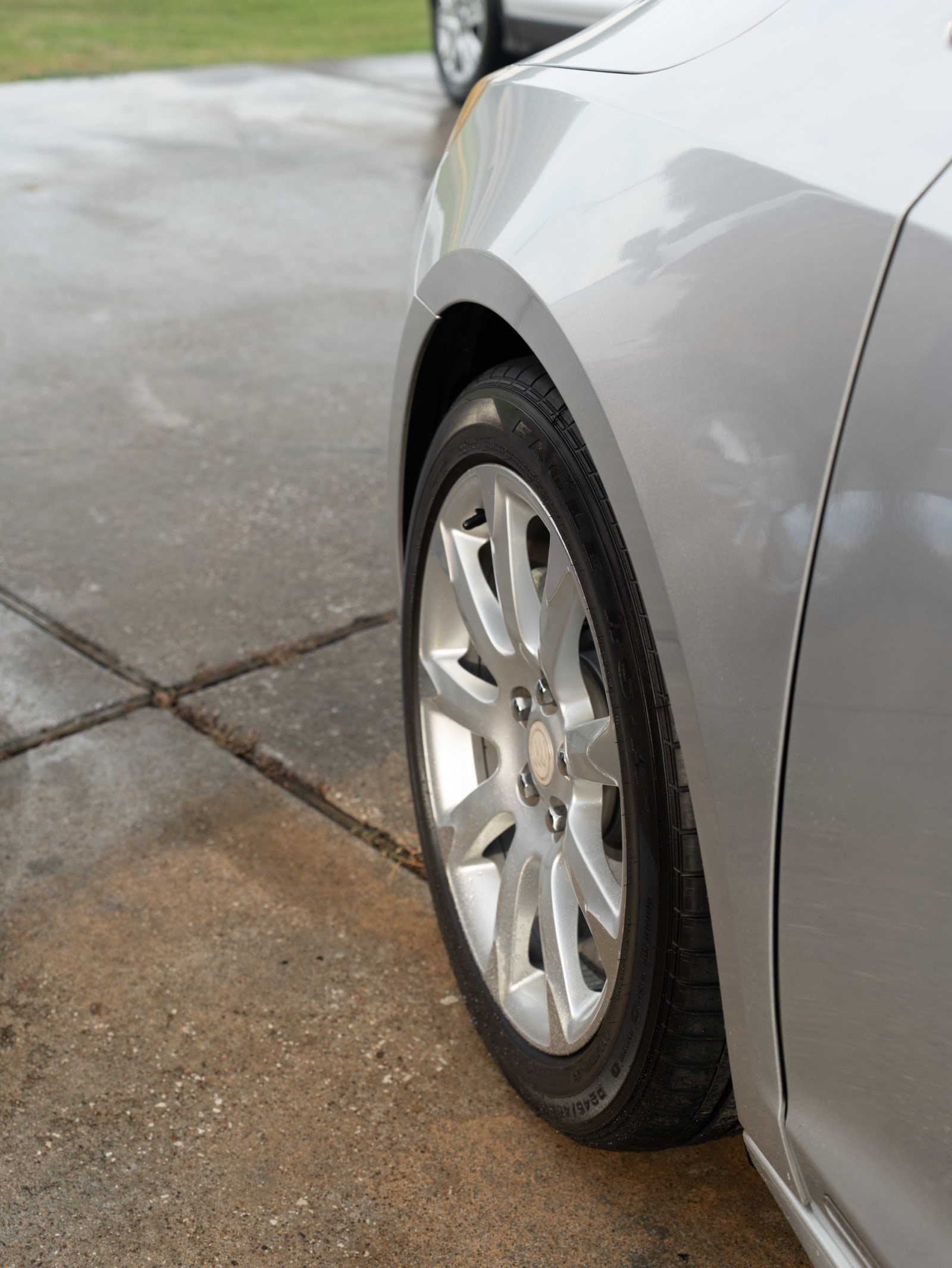 2011 Buick LaCrosse CXS - Photo 25