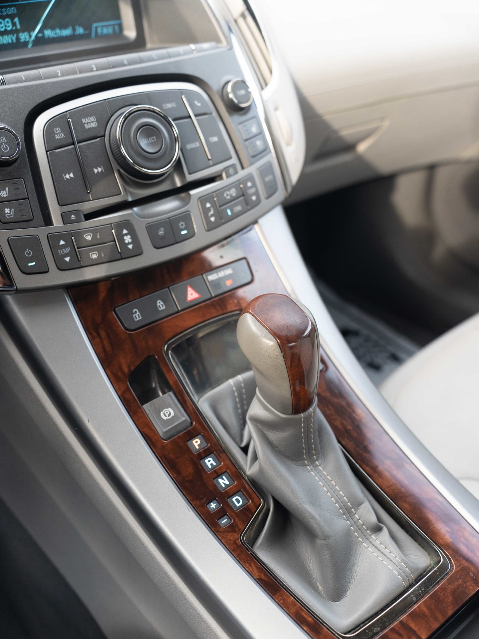 2011 Buick LaCrosse CXS - Photo 31