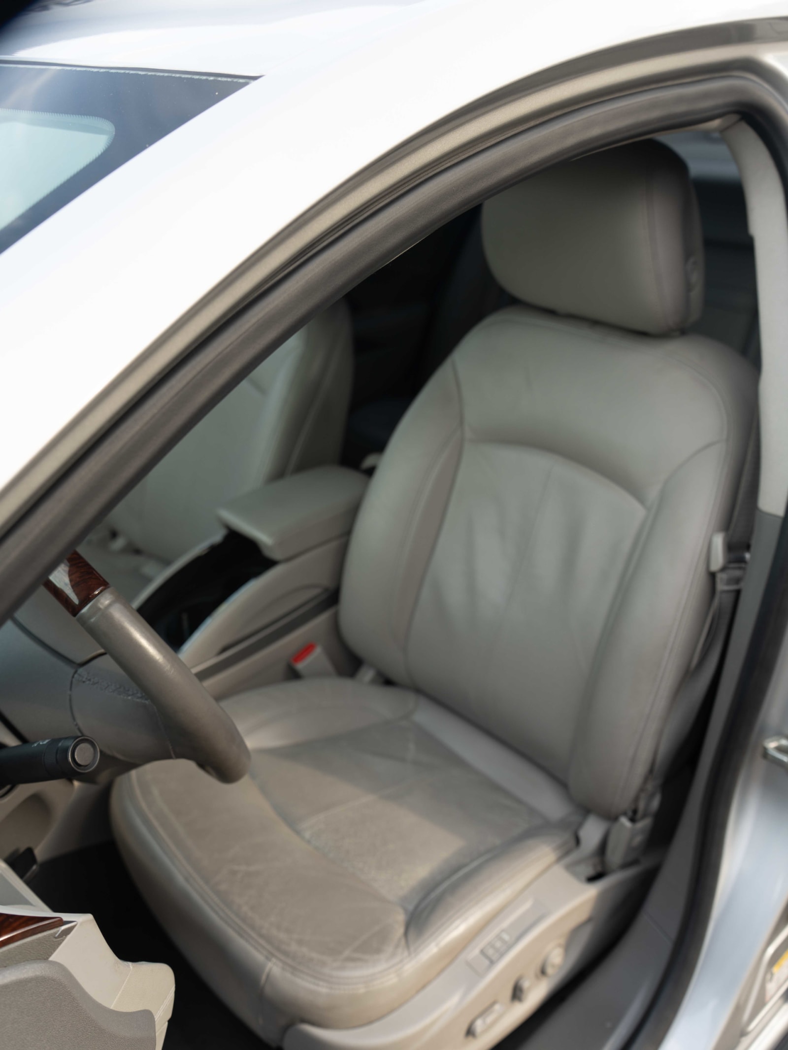 2011 Buick LaCrosse CXS - Photo 35