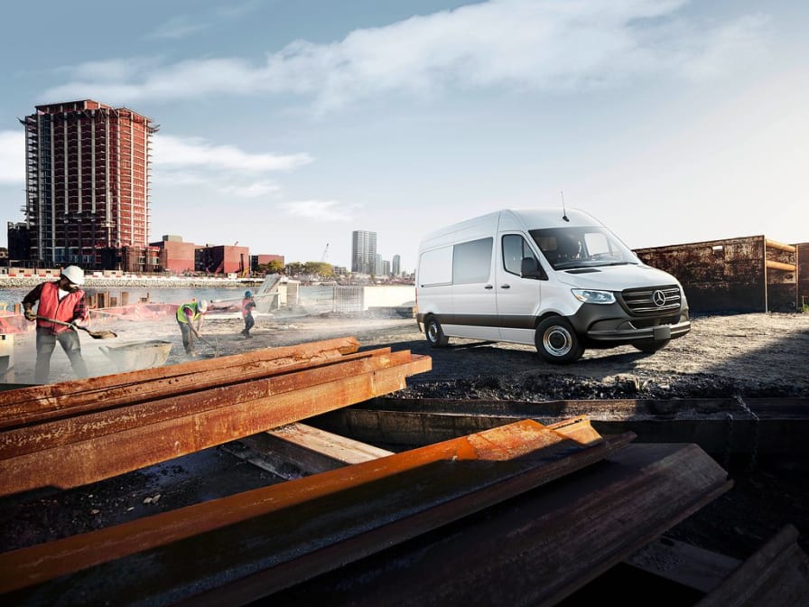Mercedes Sprinter på byggeplads