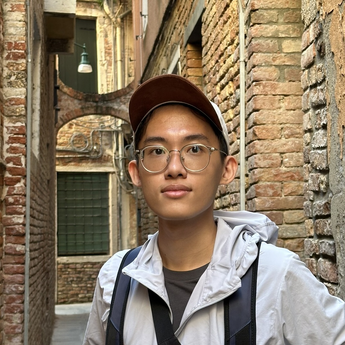 Thucde.dev author