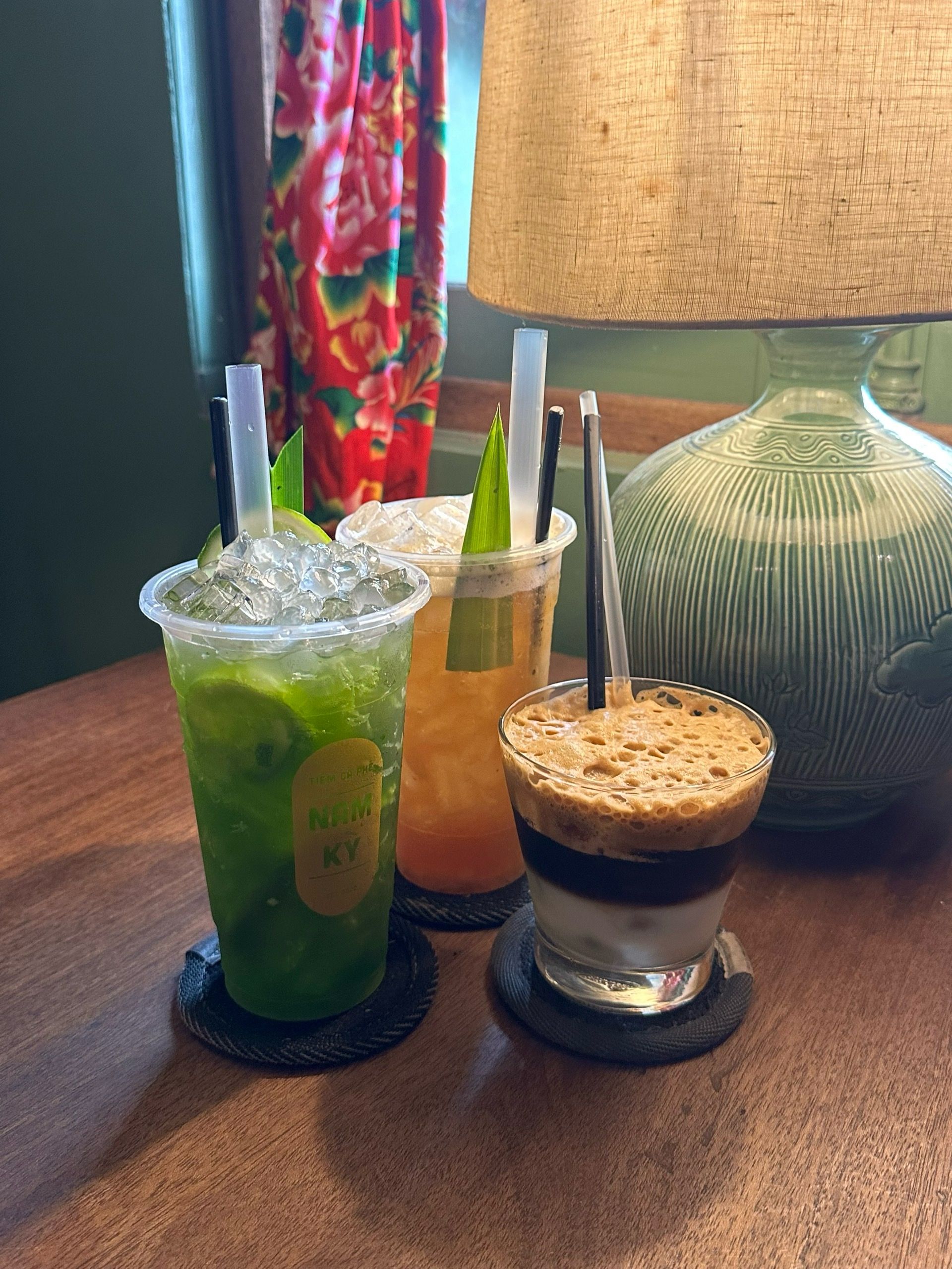 Có điều cà phê hơi ngọt