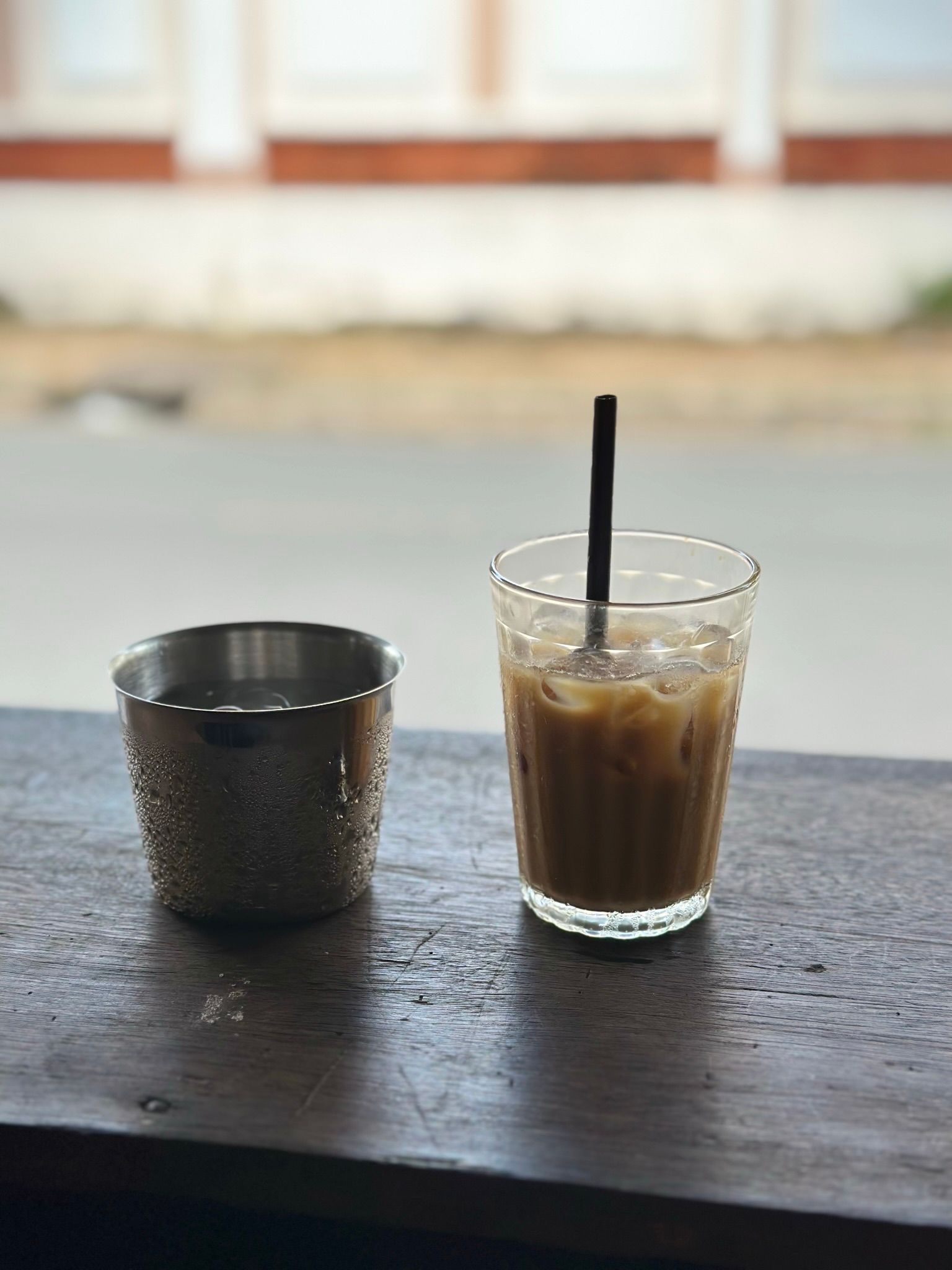 Cà phê sữa luôn là món mình luôn uống ở bất kì quán cà phê nào.