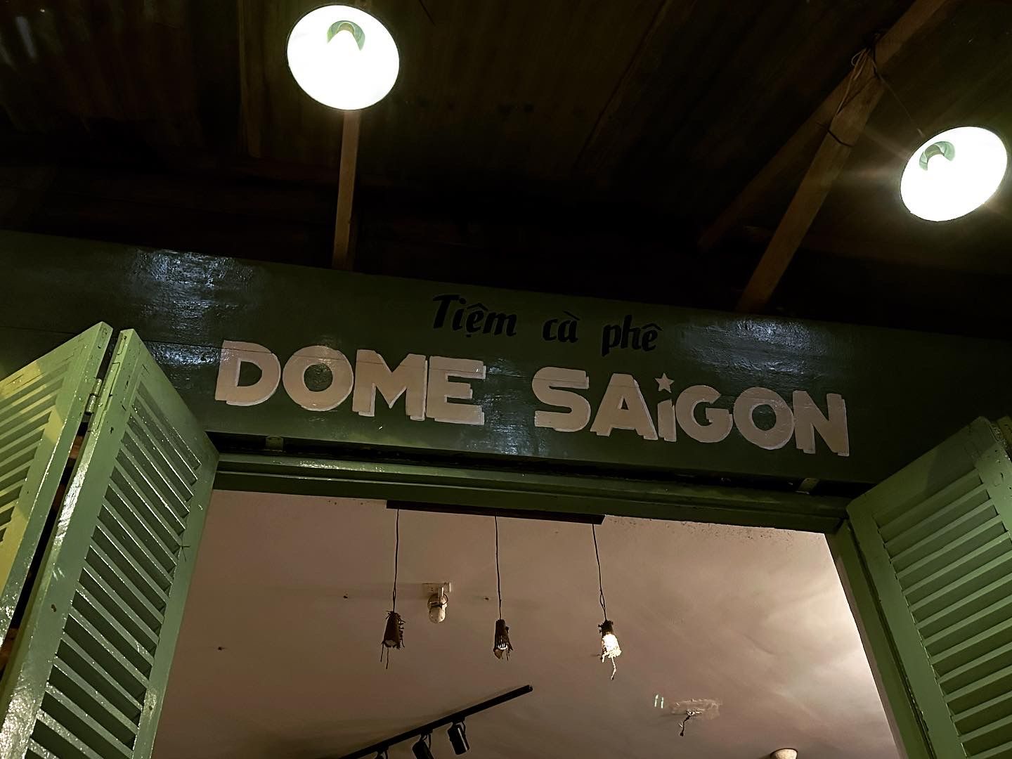 Tiệm DOME Saigon cà phê!