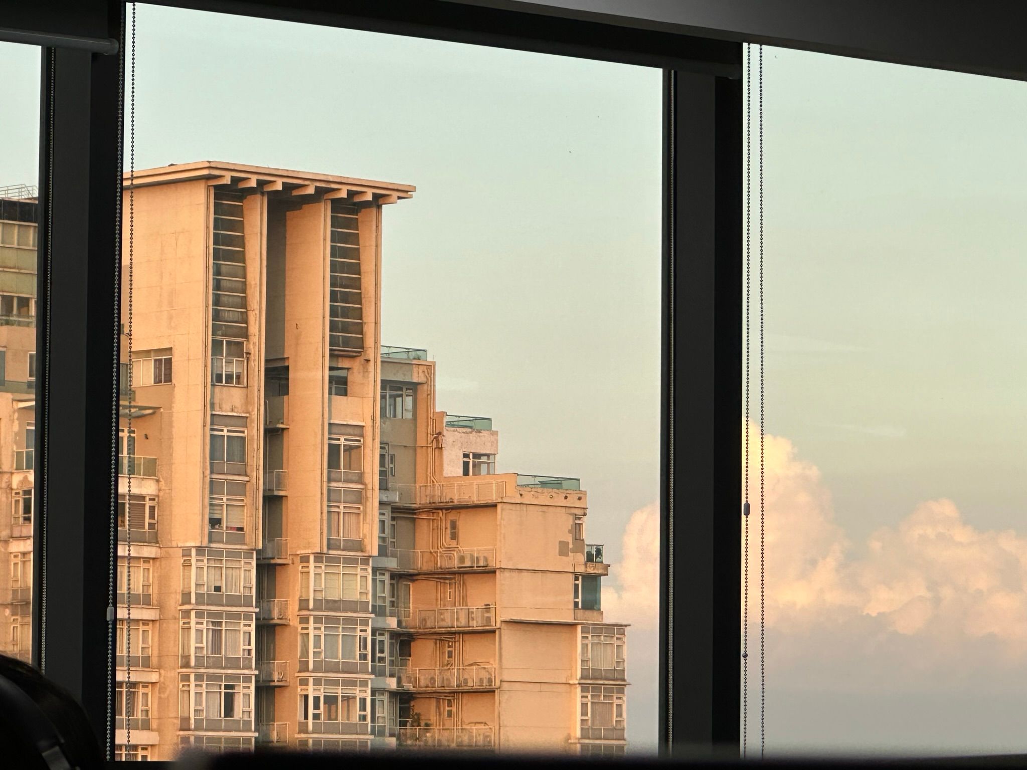 thn9g7btpqclhaneptos-md.jpg