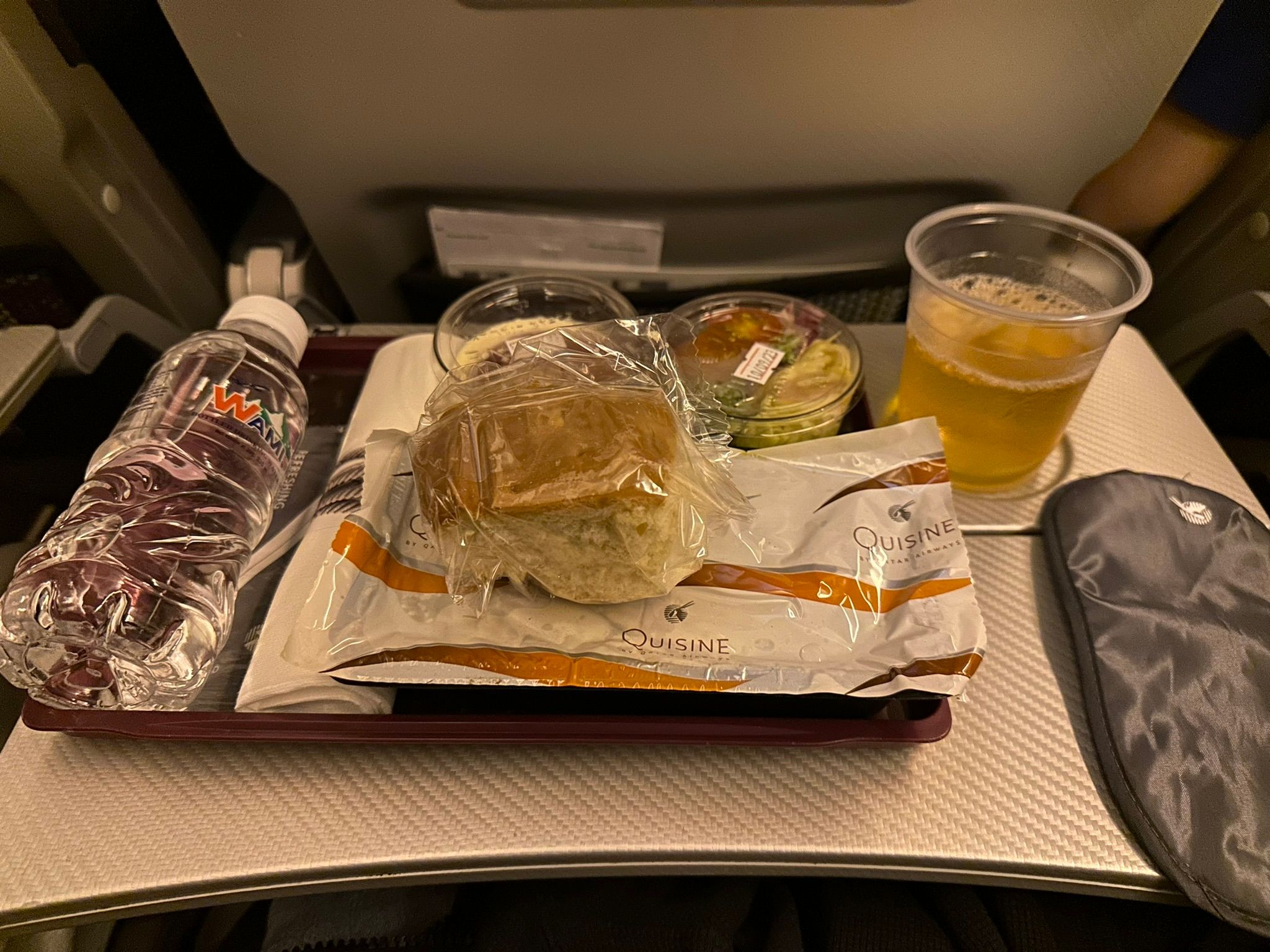 Suất ăn tối trên Qatar Airways