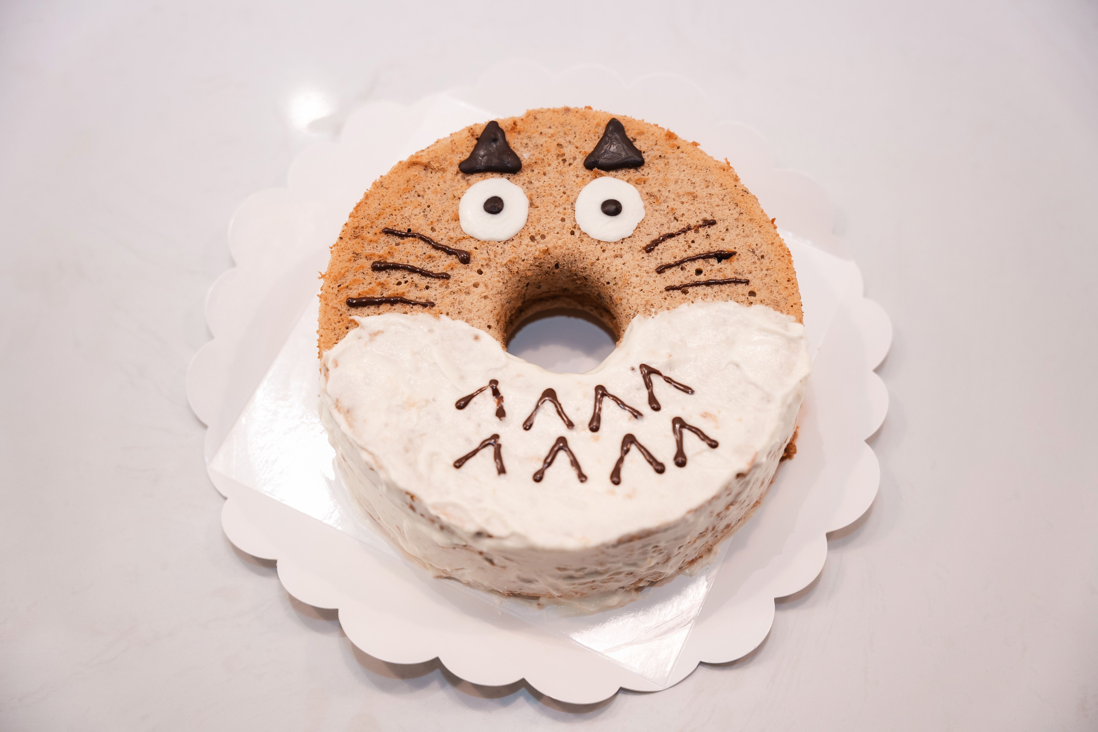 Bánh Totoro bông lan
