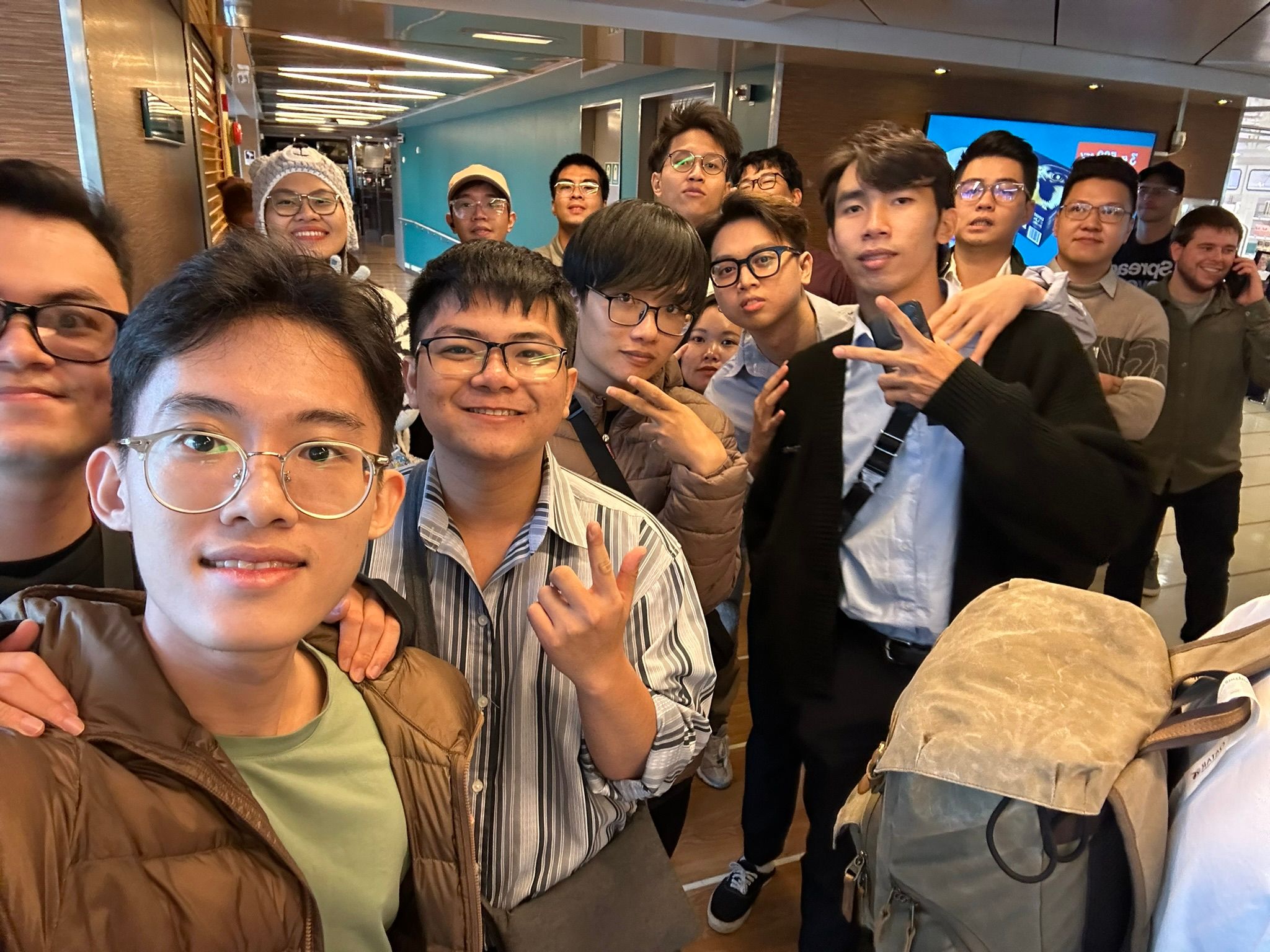 Đi đông vui dữ he =))