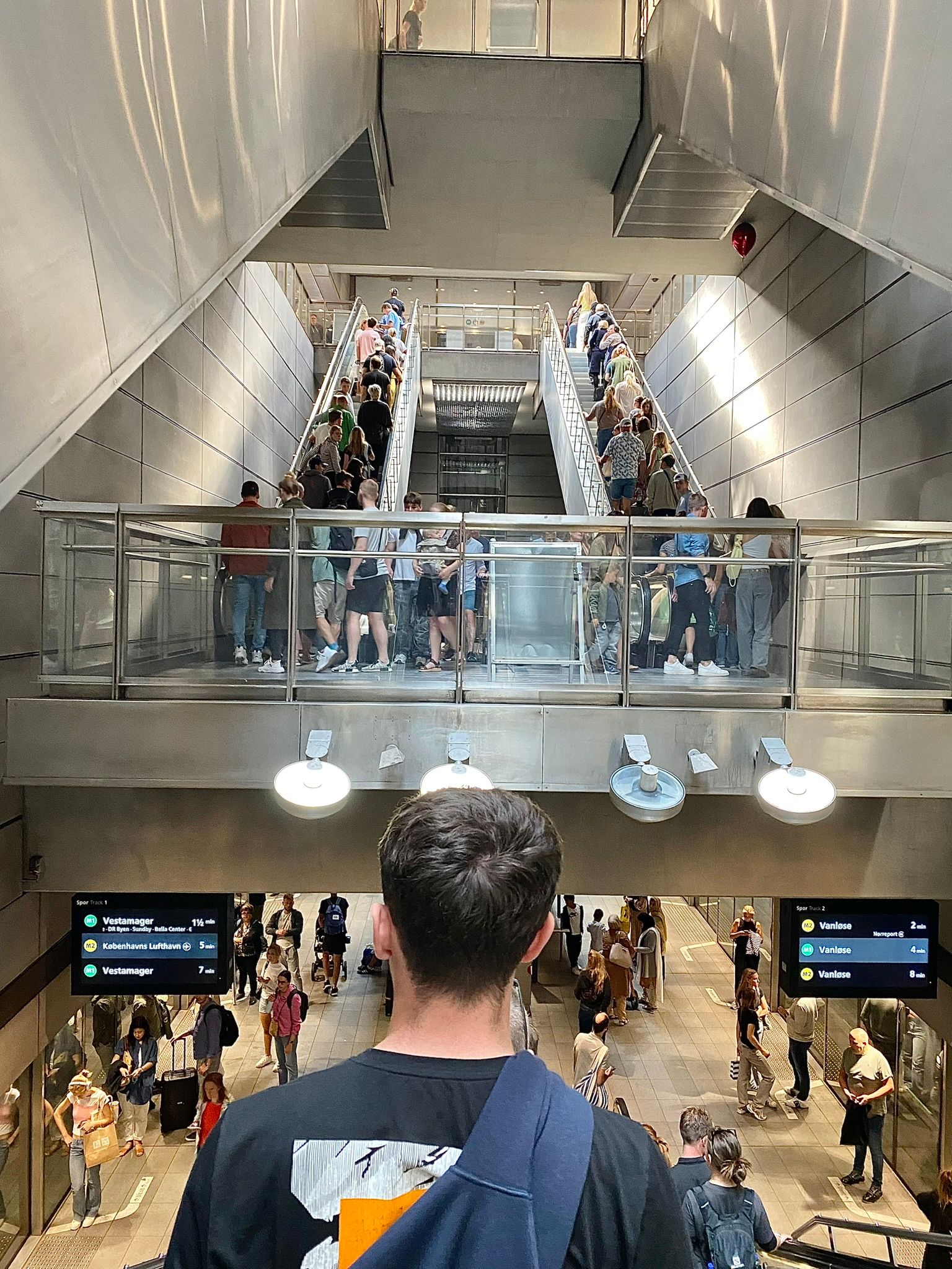 Hầm metro