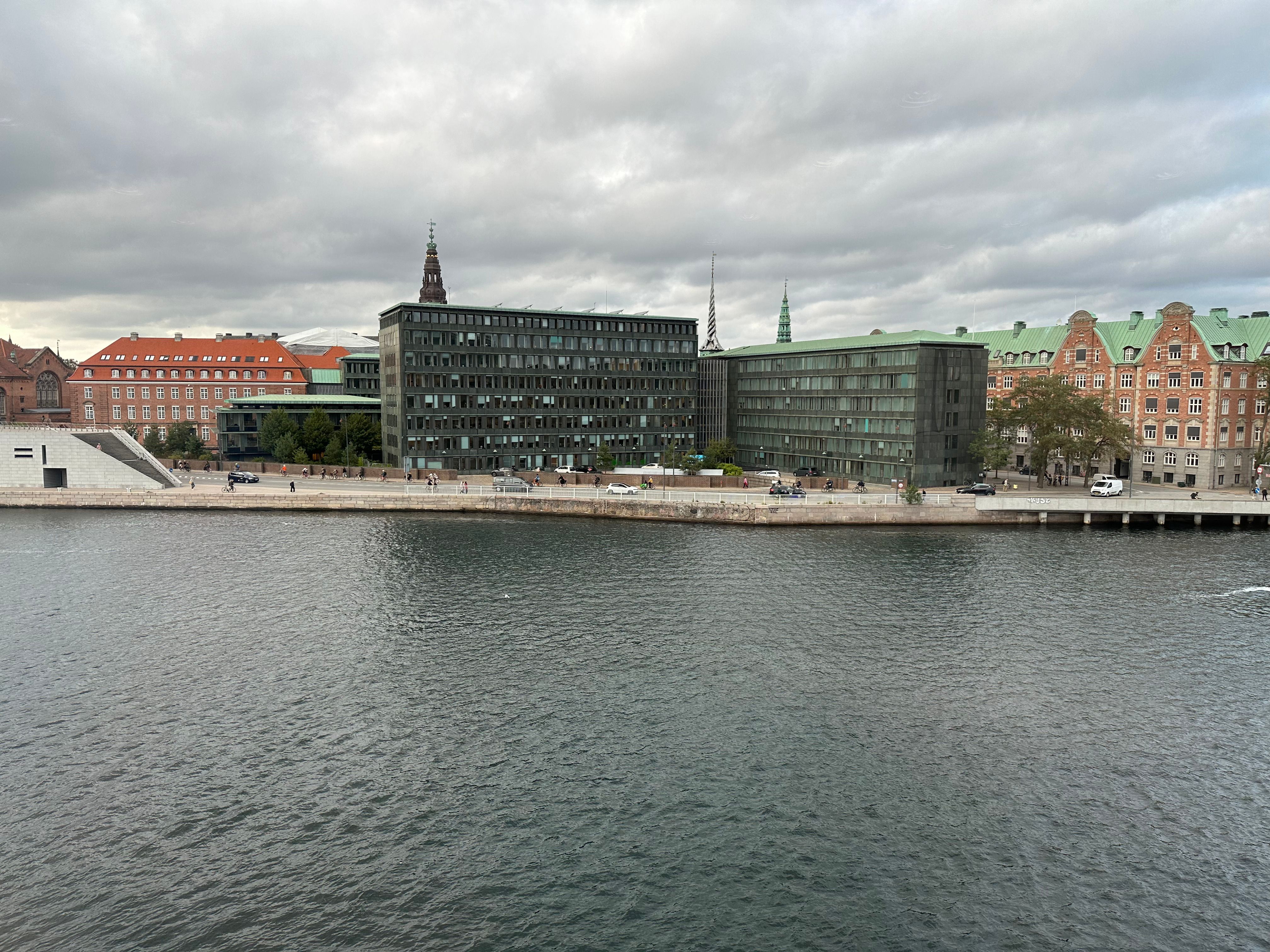 ucij820oxkcw2pvpthp5-md.jpg