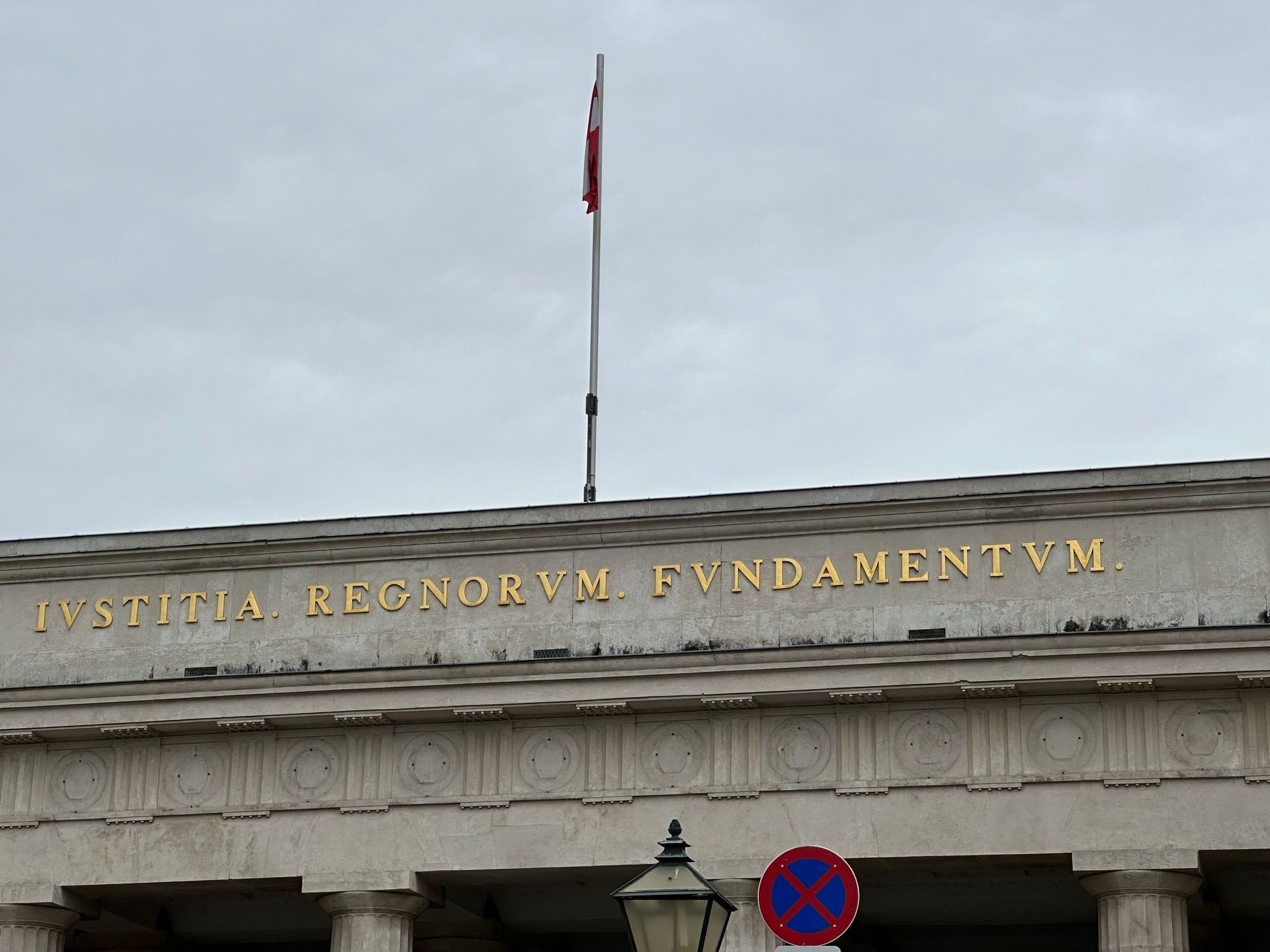 c26ujsebwjudmsim61xe-md.jpg