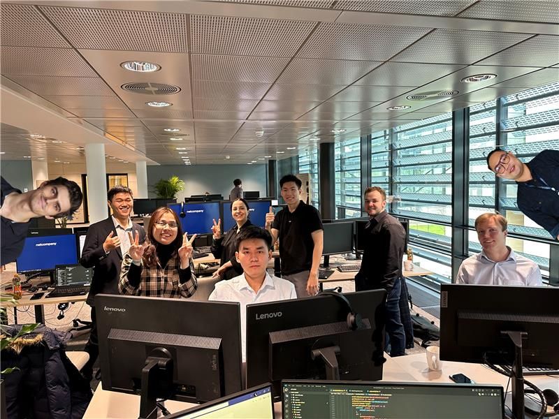 Mình được onsite cùng team của mình