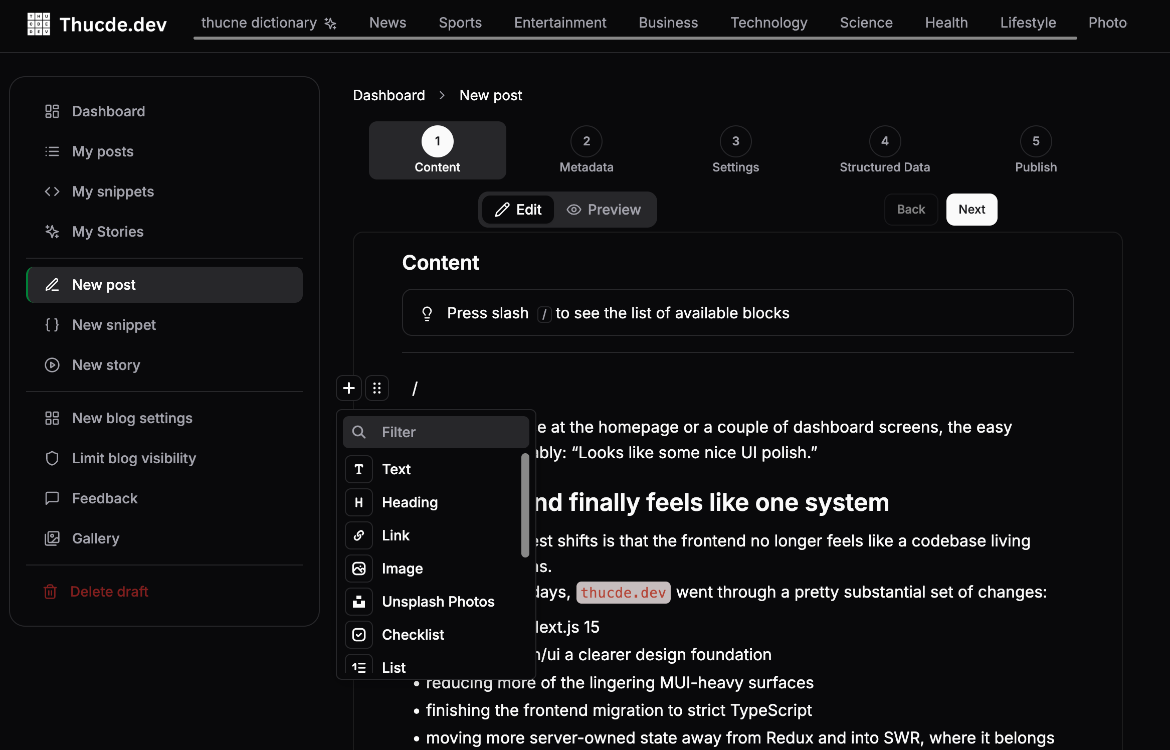 Thuc writes blogs with his own customized rich, functional editor, Notion-like. Thuc writes blogs with his own customized rich, functional editor, Notion-like.