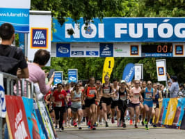 ALDI Women's Running Gala