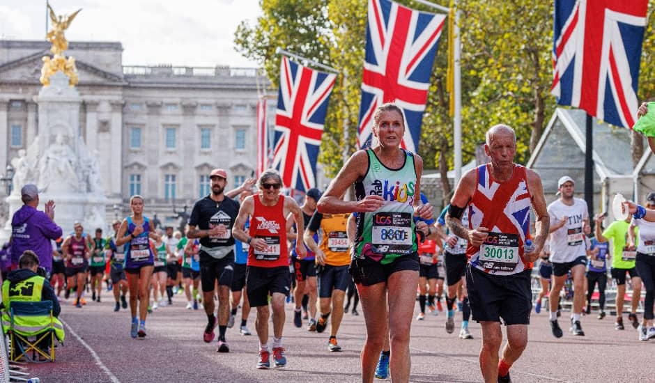 🏃 Marathon de Londres 2025 Parcours, inscriptions & résultats Finishers