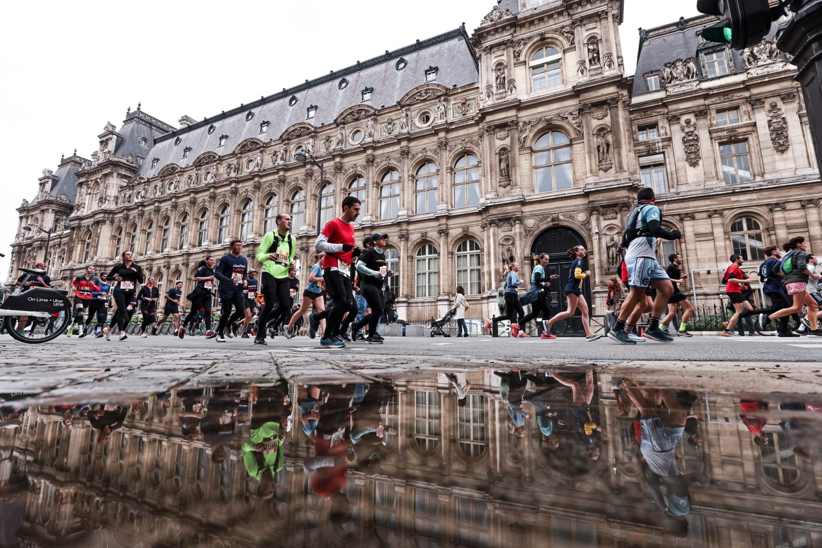 Hoka Paris Half Marathon