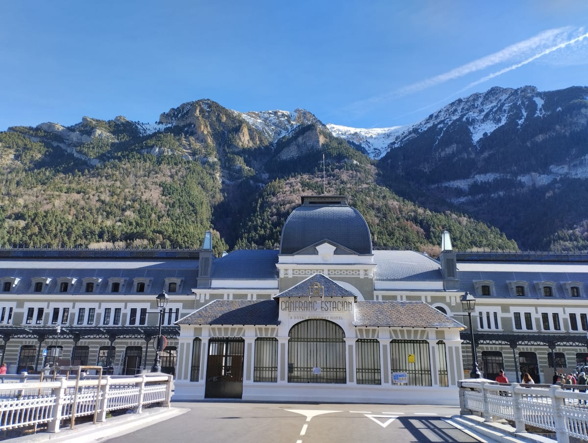Canfranc-Canfranc