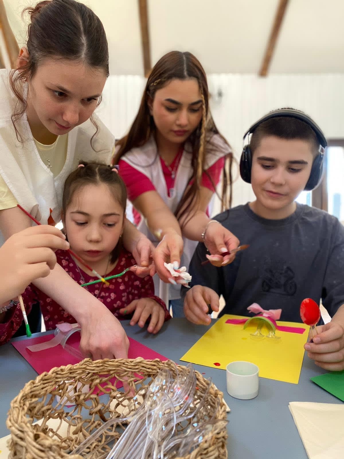 Tabăra RESPIRO pentru copii cu autism — aprilie 2026 — fotografia 3 din 9