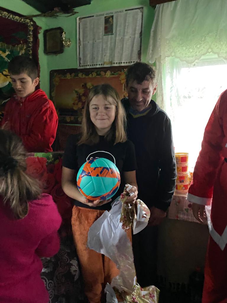 Lumea a primit cel mai frumos dar prin nașterea Domnului — fotografia 3 din 8