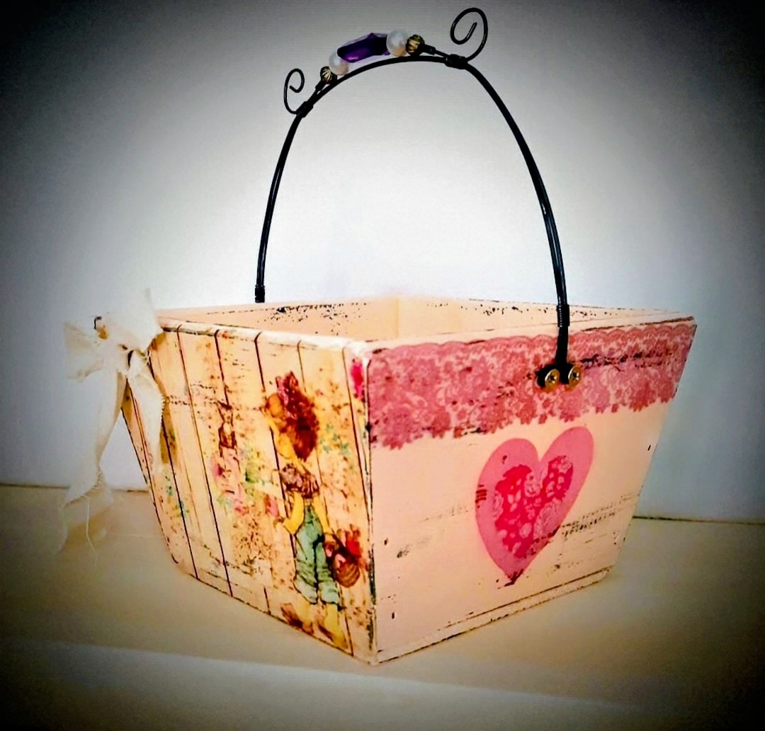 Cajoncito infantil con manija