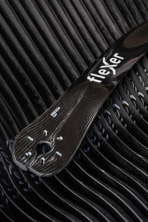 A single blade resting on the stack.
