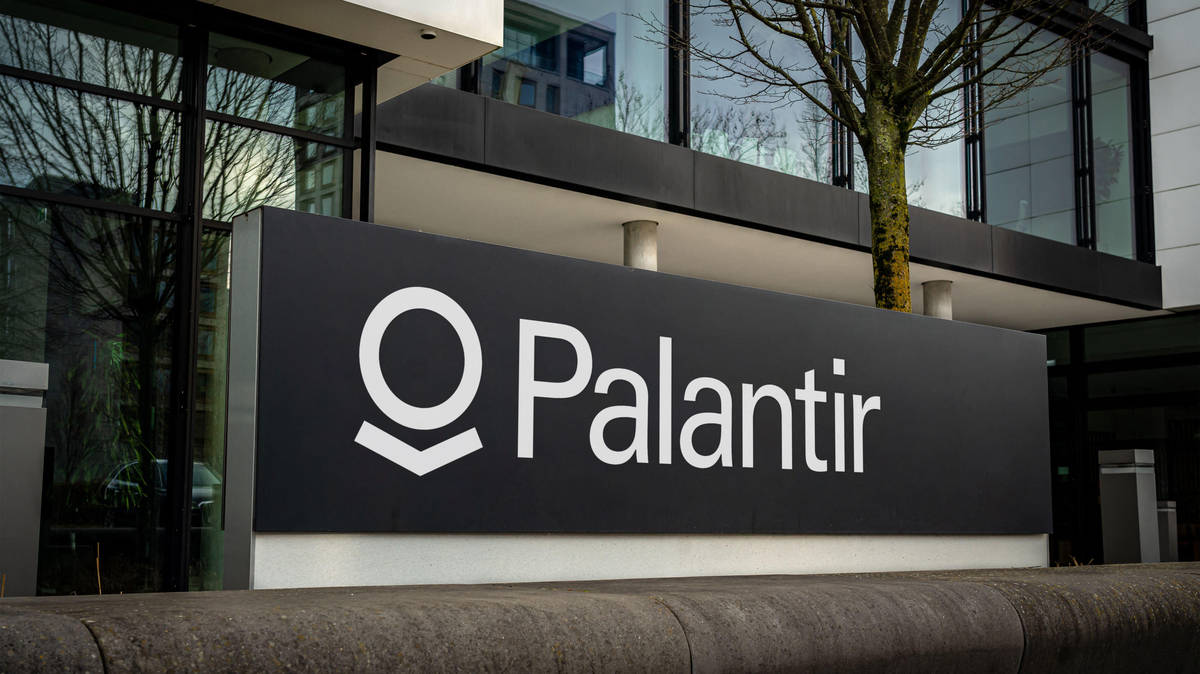 Former Health Minister Demands Forensic Review of £330m NHS Palantir Contract