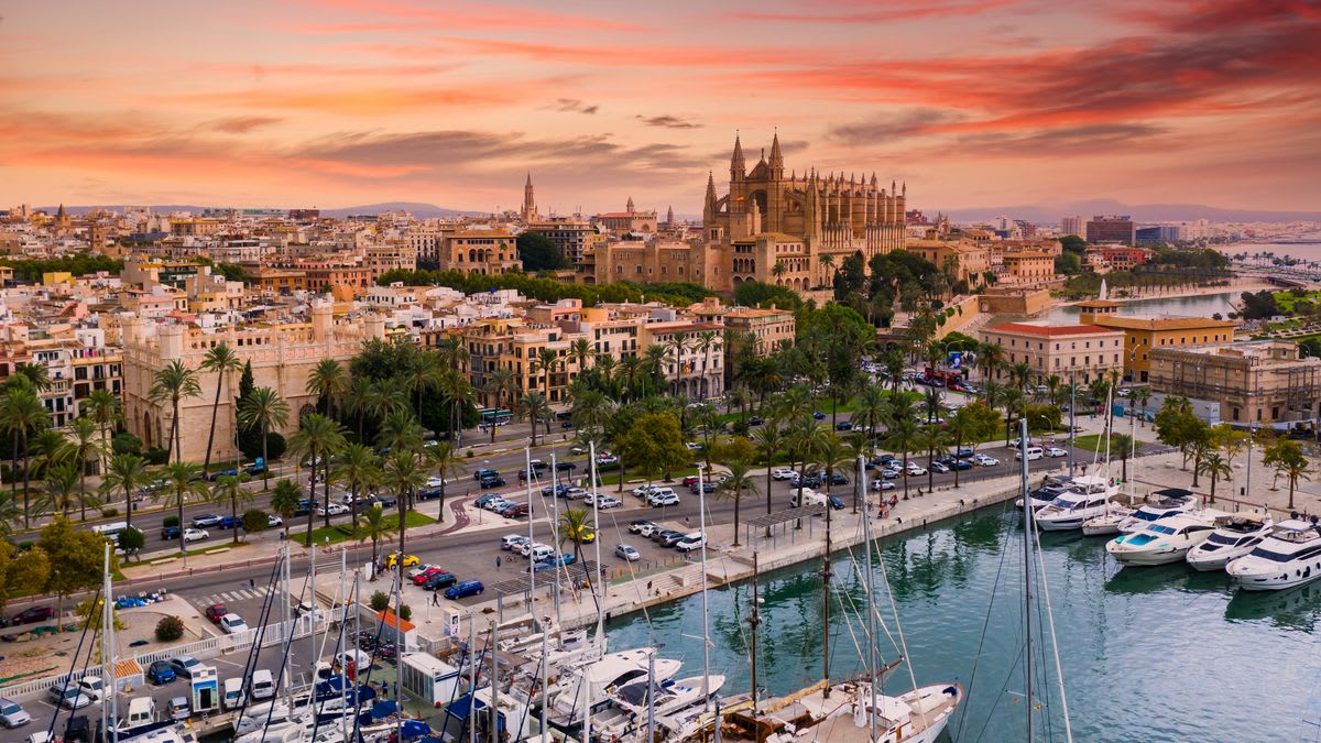 Exploring Palma with Kids: A Family Travel Expert's Guide to a 24-Hour Getaway