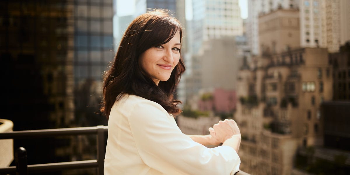 Mastering the Metropolitan Hustle: How One Single Mother Balances Beauty, Real Estate, and Financial Resilience in NYC