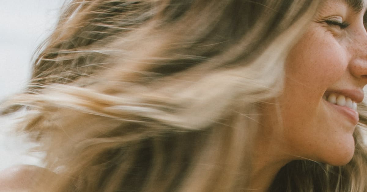 The Rise of Anti-Grey Hair Serums: Can Scalp Science Truly Reverse Silver Strands?