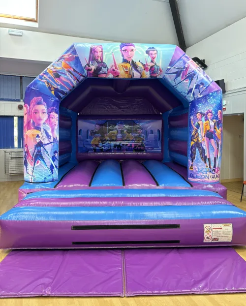 Jungle Castle, a bouncy castle for hire from Jaimie's Castles