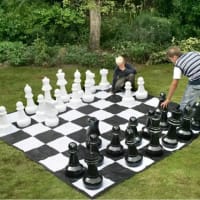 Giant Chess