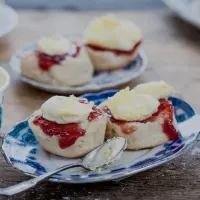 Strawberries Cream Cart Hire