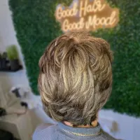 Top Section Highlights In Ferryhill Shapeshift Hair And Beauty