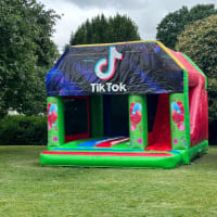 Large 16ft X 18ft Bouncy Castle And Slide Weekend