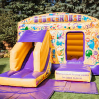 Bouncehouse With Slide