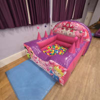 Bouncy Castle And Ball Pool 4