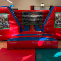 15ft X 12ft Blue And Red Box Indoor Castle - Dinosaur Theme