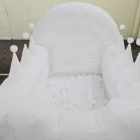 White Ball Pond With Jugglers