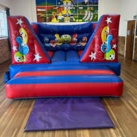 Red And Blue Balloon V Frame Bouncy Castle