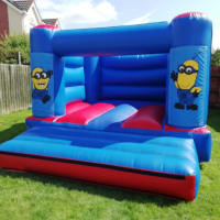 1k Tots Minions Bouncy Castle