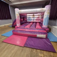 Bouncy Castle And Ball Pool 4