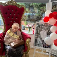 Father Christmas Throne Chair Hire Santa Throne Hire