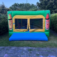 Crayola Combi Bouncy Castle Weekend