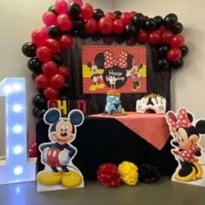 Themed Cake Tables