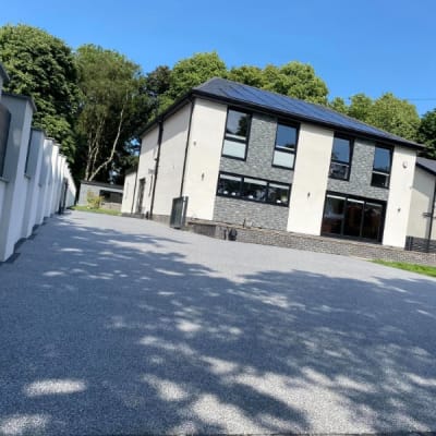 A New Resin Bound Driveway Installation In Wickersley, Rotherham, A Beautiful Resin Bound Driveway By Bespoke Resin Using Vuba Resin, Such A Great Blend Of Palazzo