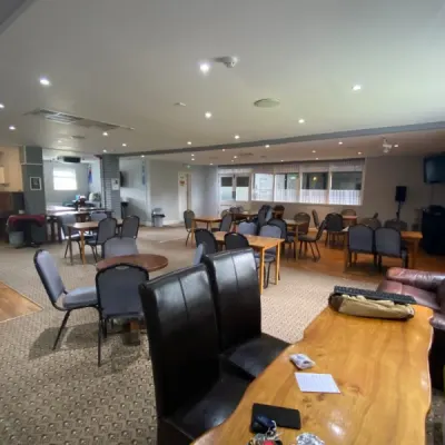 The Worsley Lounge