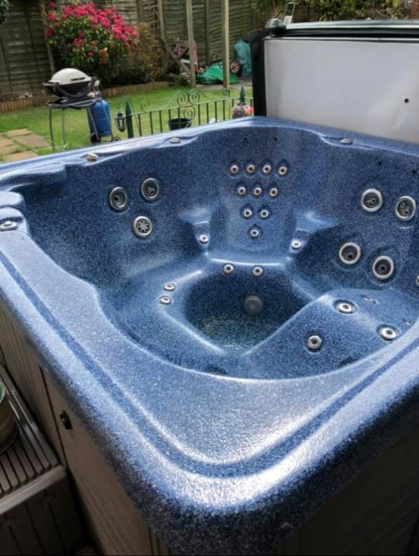 Used Master Spas Ams 2000 Hot Tub - Value Spas